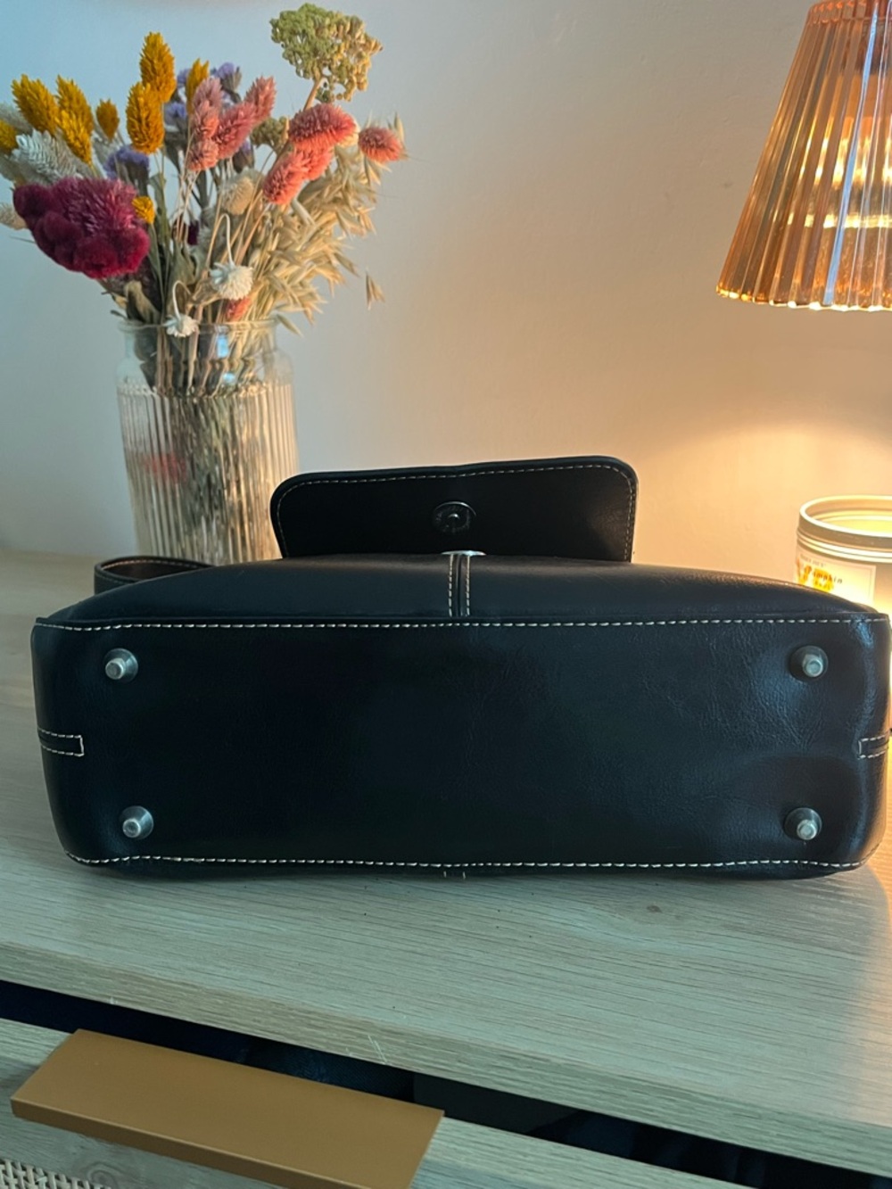 Gucci Black Leather Shoulder Hobo Bag - Picture 8 of 16